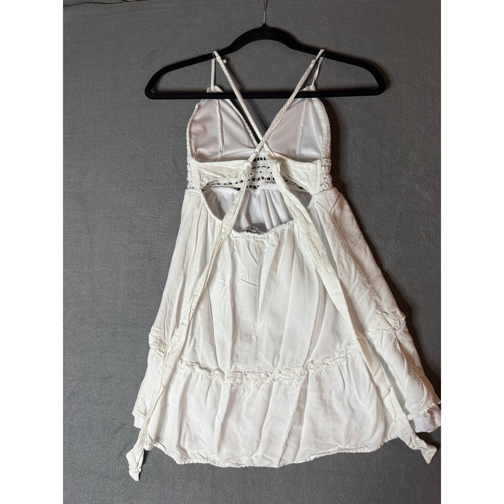Rue21 Womens XS White Crochet Bodice Mini Dress Boho Festival Summer Ruffle Hem - Picture 8 of 14